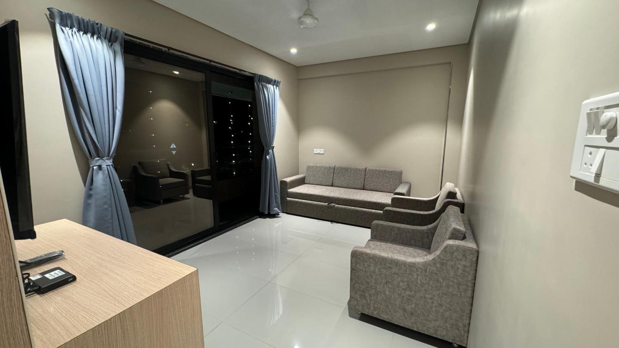 The Pavilion Park Resort Malegaon Extérieur photo