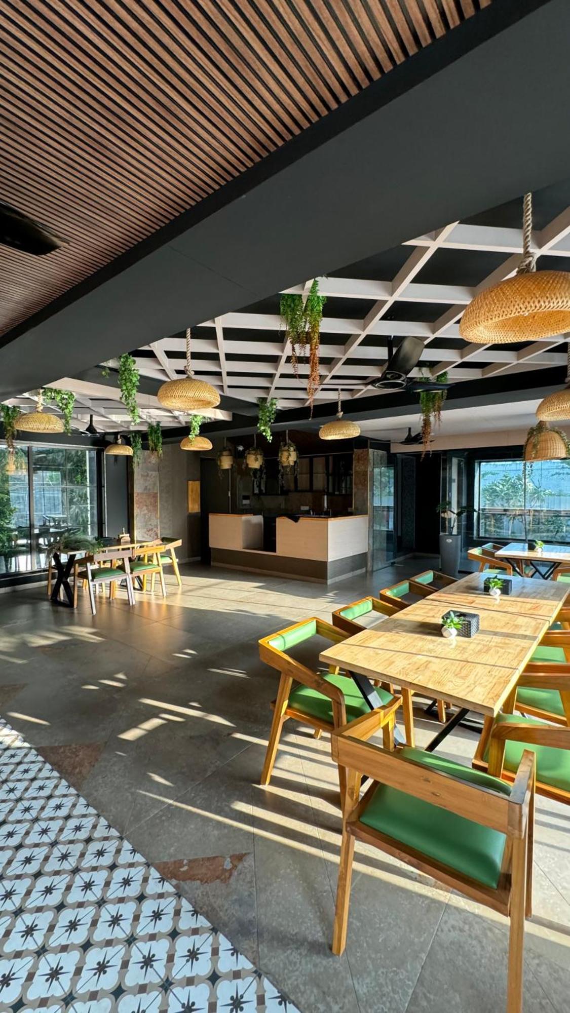 The Pavilion Park Resort Malegaon Extérieur photo